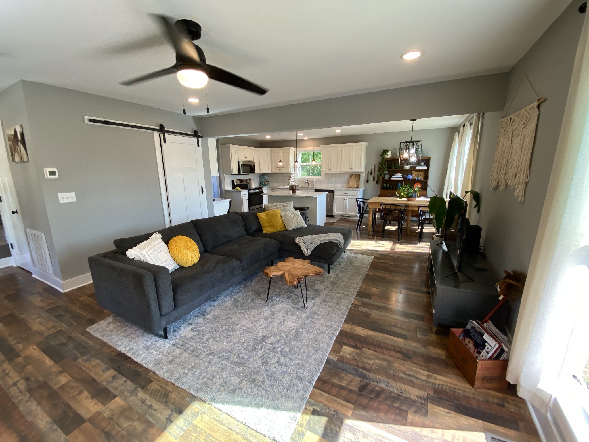 704 Hannaway Road Columbia, TN 38401 - Photo 5 of 33 Gallery Image 5