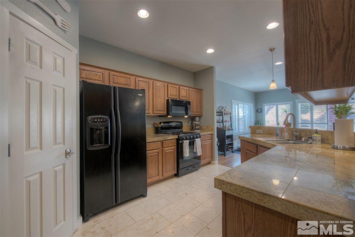 450 Stonegate Court Reno, NV 89506 - Photo 17 of 31 Photo 17