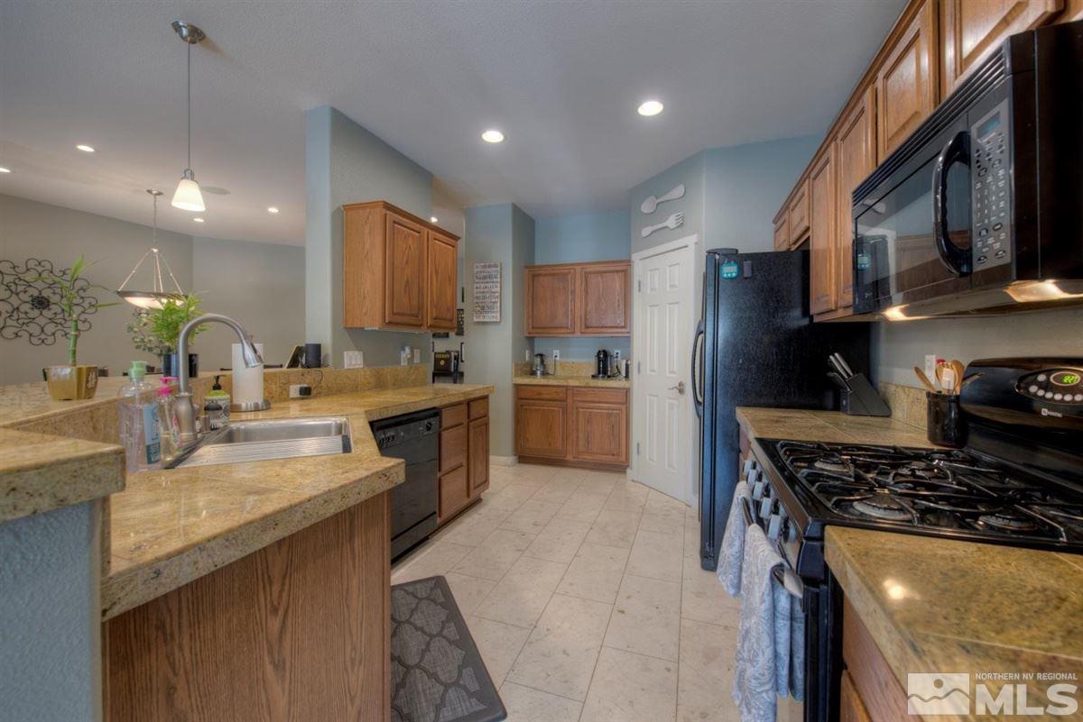 450 Stonegate Court Reno, NV 89506 - Photo 18 of 31 Photo 18