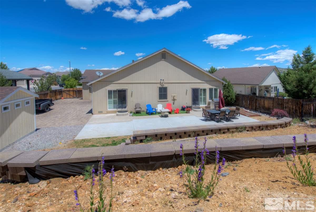 450 Stonegate Court Reno, NV 89506 - Photo 10 of 31 Photo 10