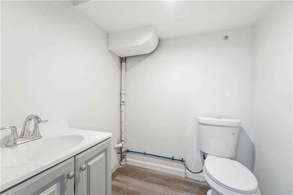 998 Jefferson Heights Road Pittsburgh, PA 15235 - Photo 24 of 26 Basement half bath