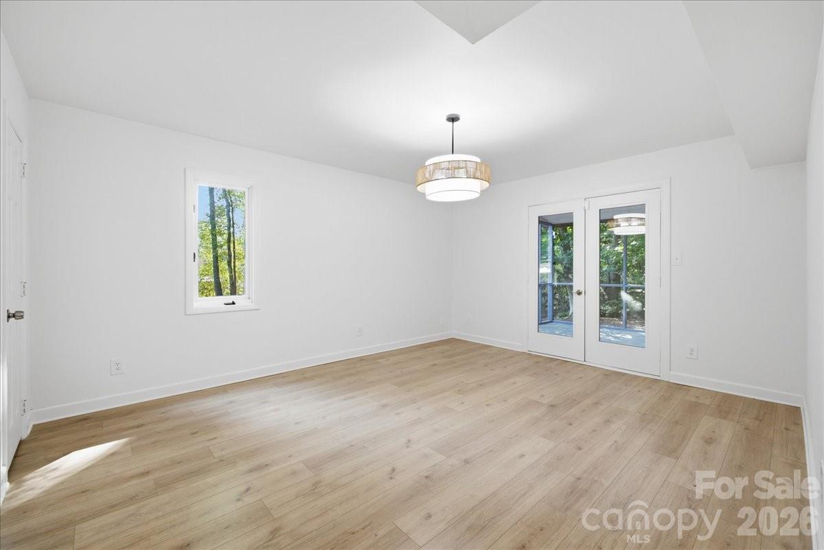 1107 Spring Fall Court Charlotte, NC 28213 - Photo 31 of 48 Gallery Image 31