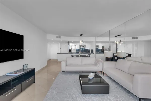 $6,000 | 1717 North Bayshore Drive, Unit A3332, Miami, FL 33132