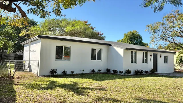 $3,200 | 644 Northwest 146th Street, Unit 644, Miami, FL 33168