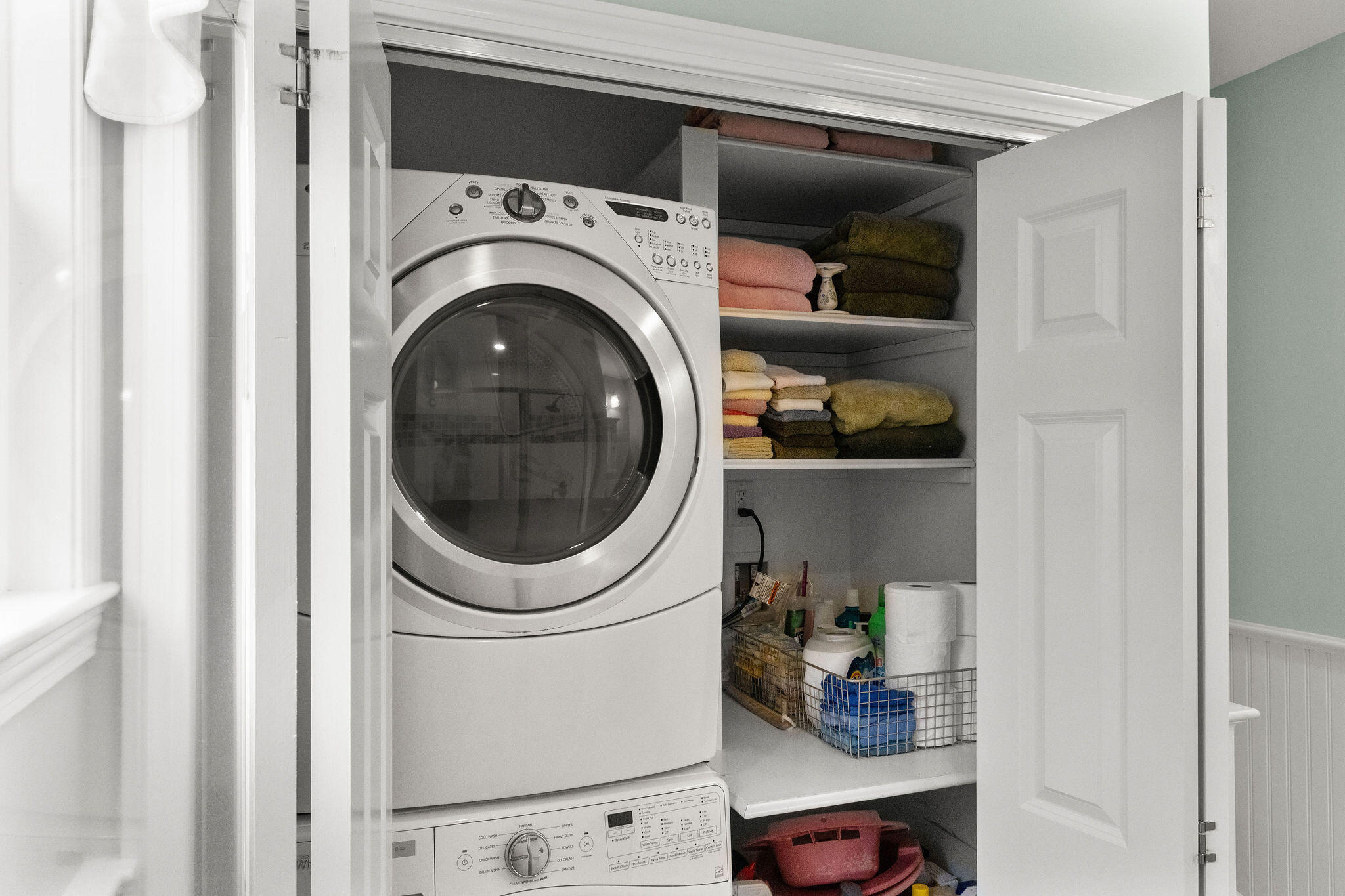 154 Beechtree Drive Brewster, MA 02631 - Photo 50 of 76 a utility room with dryer and washer