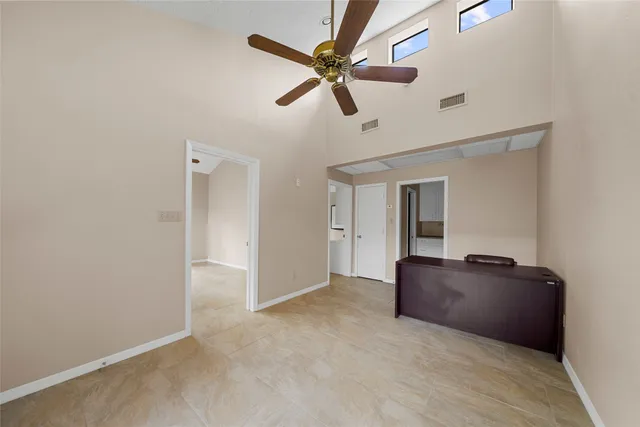 $120,000 | 14343 Torrey Chase Boulevard, Unit C5, Houston, TX 77014