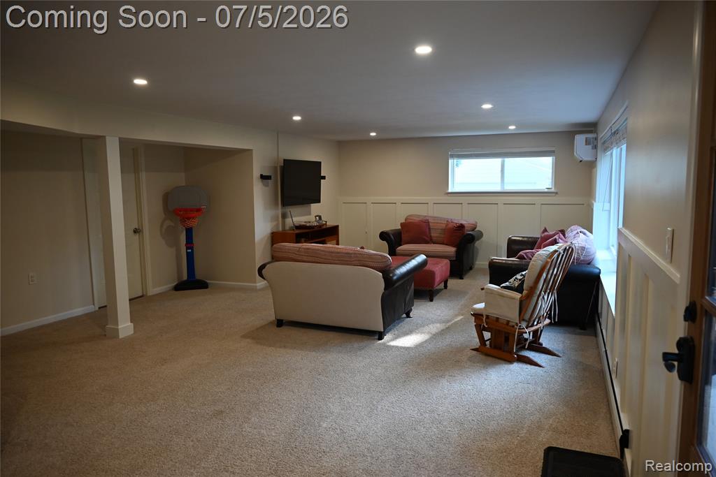 917 South Reading Road Bloomfield Hills, MI 48304 - Photo 18 of 41