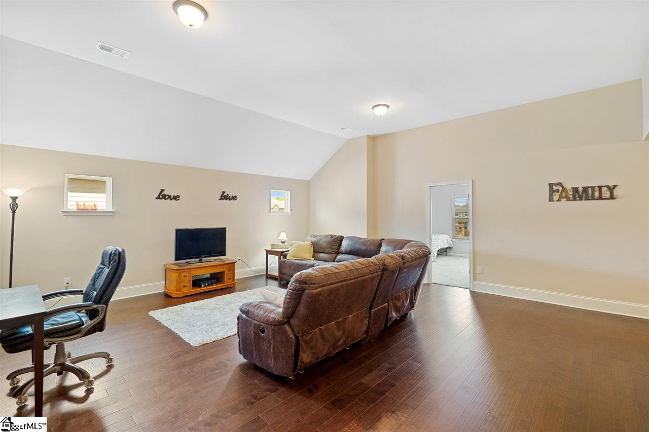 324 Stoneleigh Road Simpsonville, SC 29681 - Photo 17 of 30 Gallery Image 17