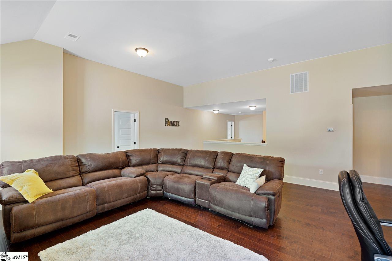 324 Stoneleigh Road Simpsonville, SC 29681 - Photo 19 of 30 Gallery Image 19