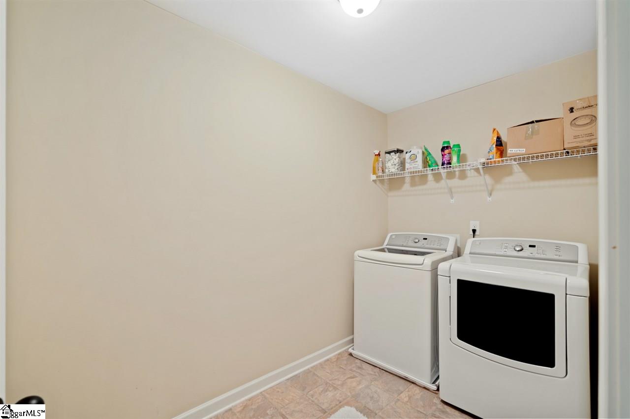 324 Stoneleigh Road Simpsonville, SC 29681 - Photo 26 of 30 Gallery Image 26