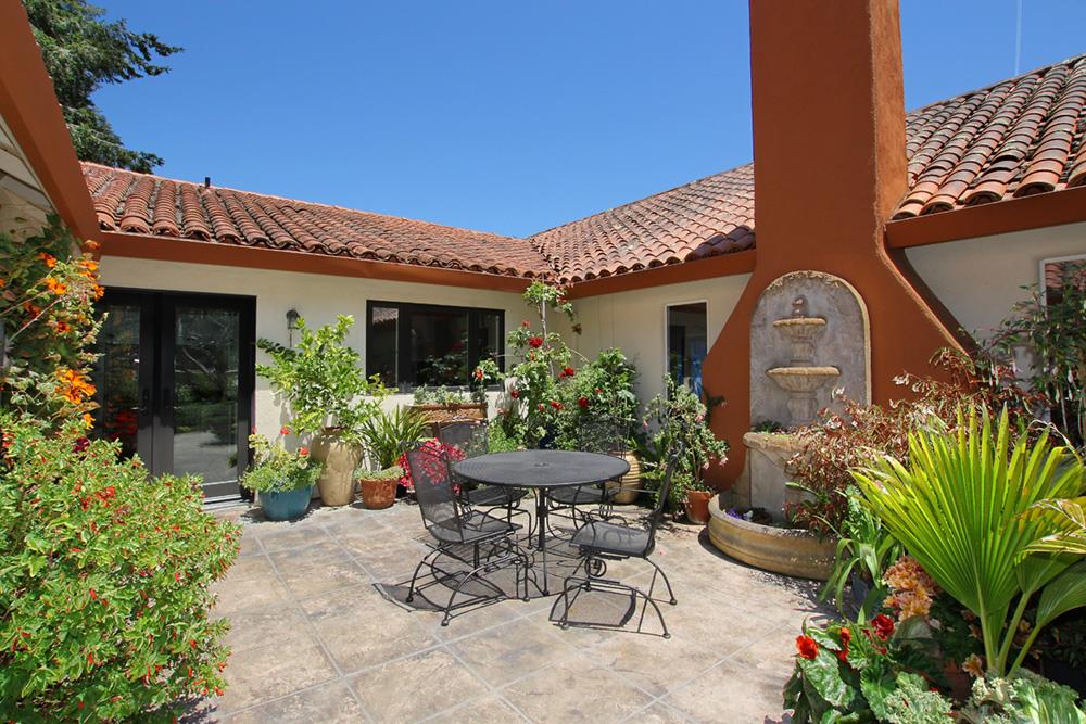 950 Skyward Drive Aptos, CA 95003 - Photo 4 of 26