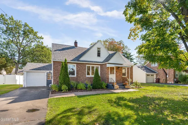 $241,500 | 2116 Ferguson Street, Rotterdam, NY 12303