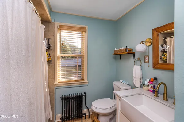 $241,500 | 2116 Ferguson Street, Rotterdam, NY 12303