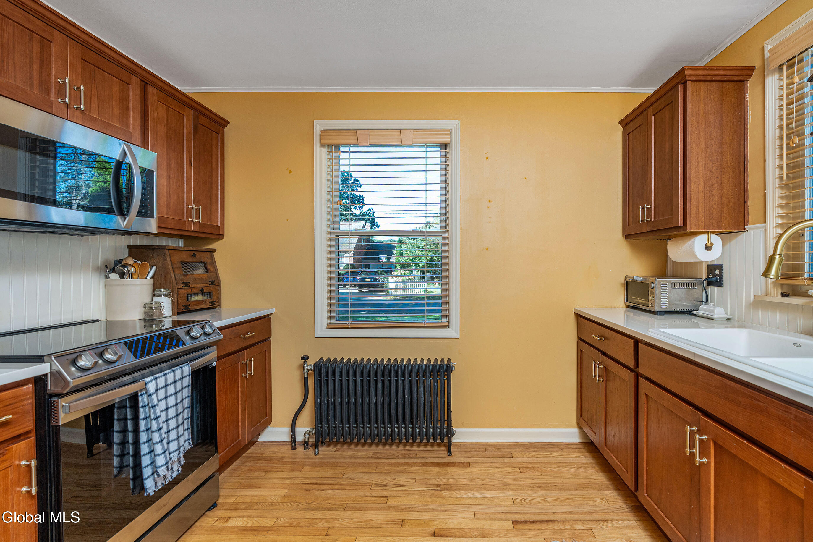 2116 Ferguson Street Rotterdam, NY 12303 - Photo 2 of 32 027-2116-Ferguson-St-Rotterdam-NY-12303