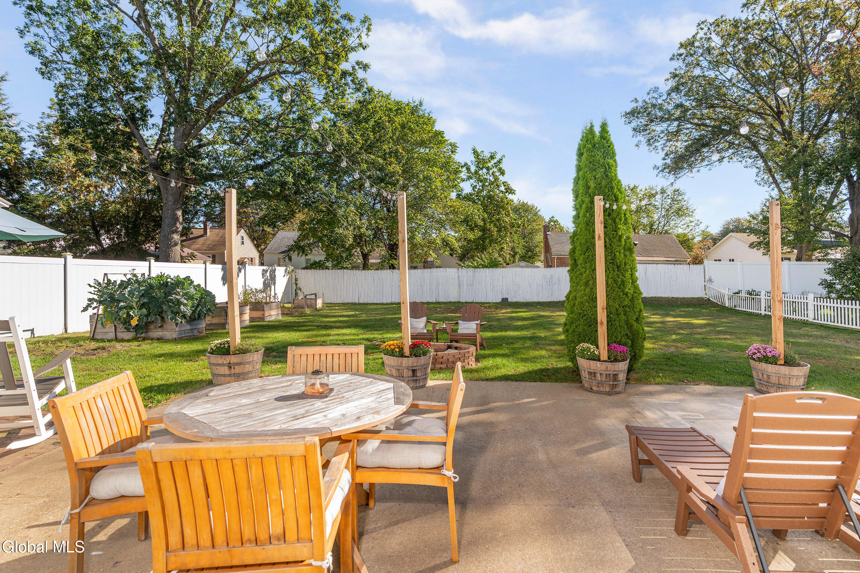 2116 Ferguson Street Rotterdam, NY 12303 - Photo 27 of 32 007-2116-Ferguson-St-Rotterdam-NY-12303