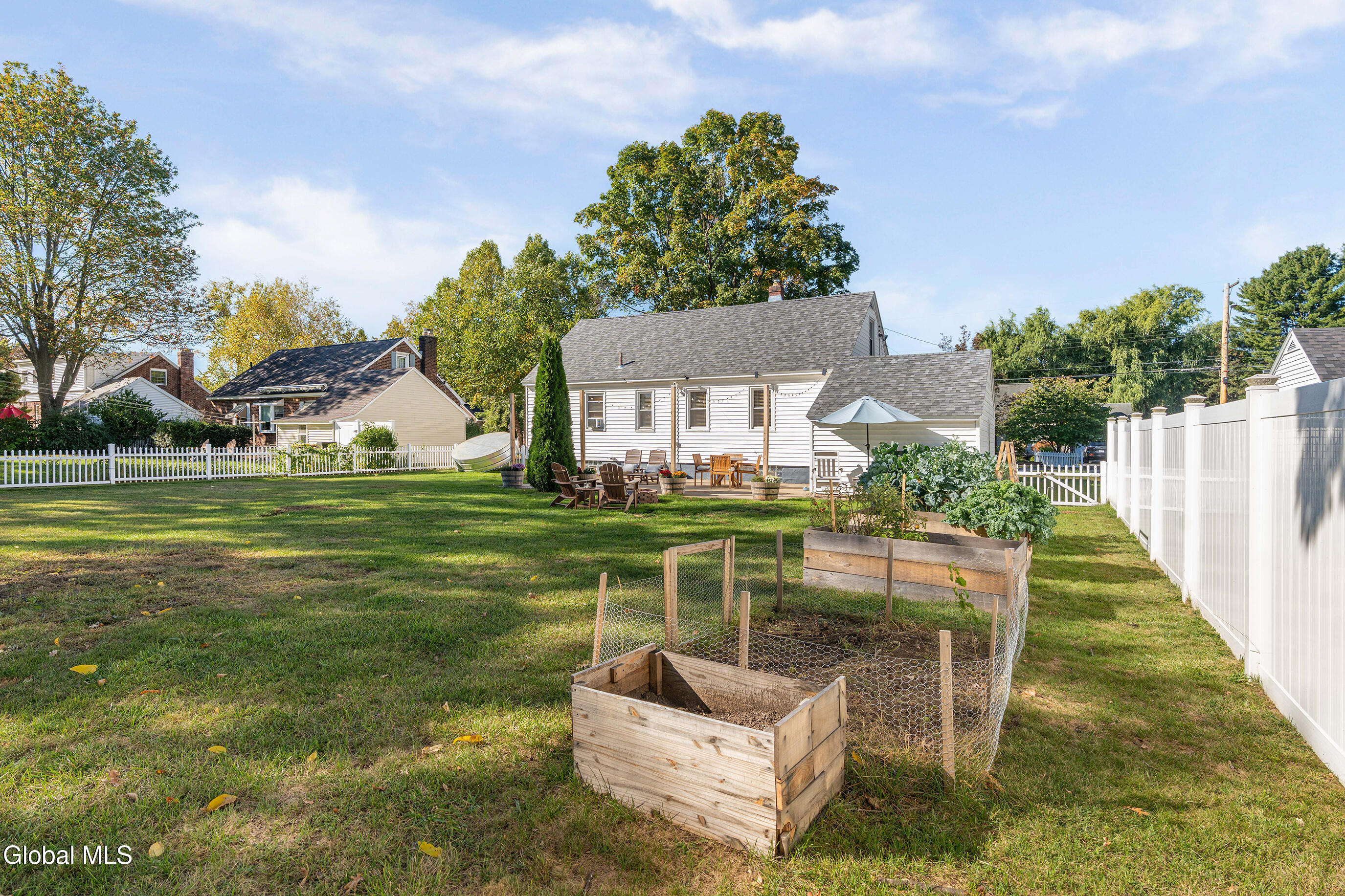 2116 Ferguson Street Rotterdam, NY 12303 - Photo 28 of 32 004-2116-Ferguson-St-Rotterdam-NY-12303