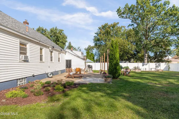 $241,500 | 2116 Ferguson Street, Rotterdam, NY 12303