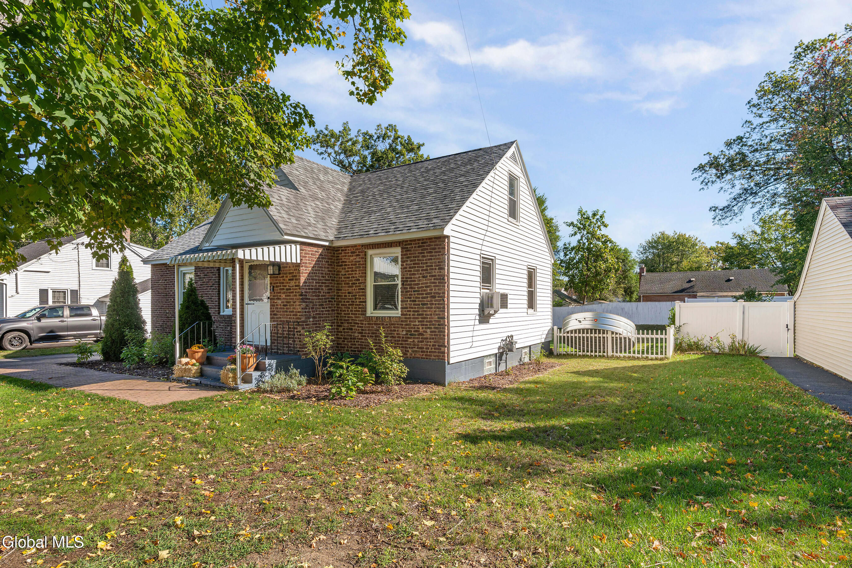 2116 Ferguson Street Rotterdam, NY 12303 - Photo 31 of 32 003-2116-Ferguson-St-Rotterdam-NY-12303