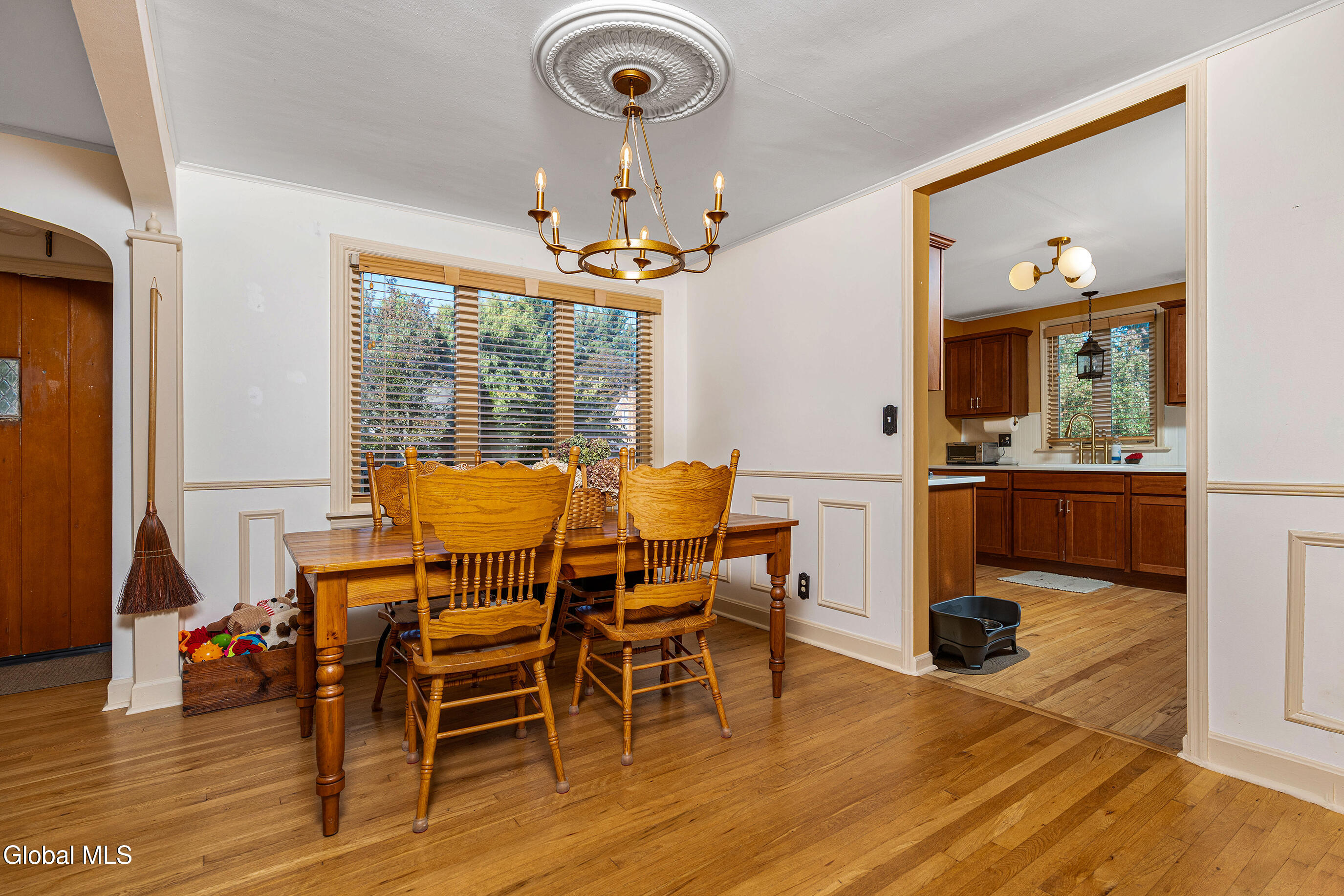 2116 Ferguson Street Rotterdam, NY 12303 - Photo 7 of 32 024-2116-Ferguson-St-Rotterdam-NY-12303