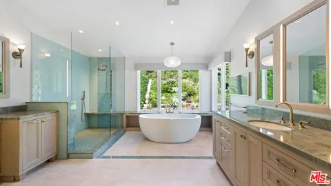 $9,995,000 | 27078 Malibu Cove Colony Drive, Malibu, CA 90265