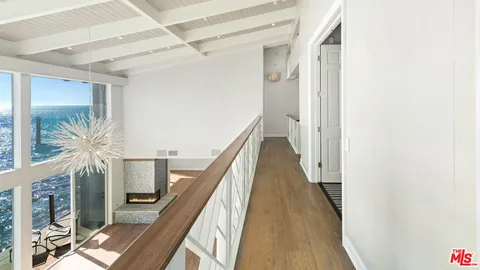 $9,995,000 | 27078 Malibu Cove Colony Drive, Malibu, CA 90265