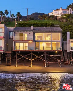 $9,995,000 | 27078 Malibu Cove Colony Drive, Malibu, CA 90265