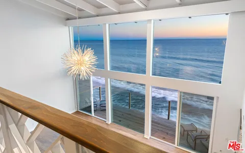 $9,995,000 | 27078 Malibu Cove Colony Drive, Malibu, CA 90265