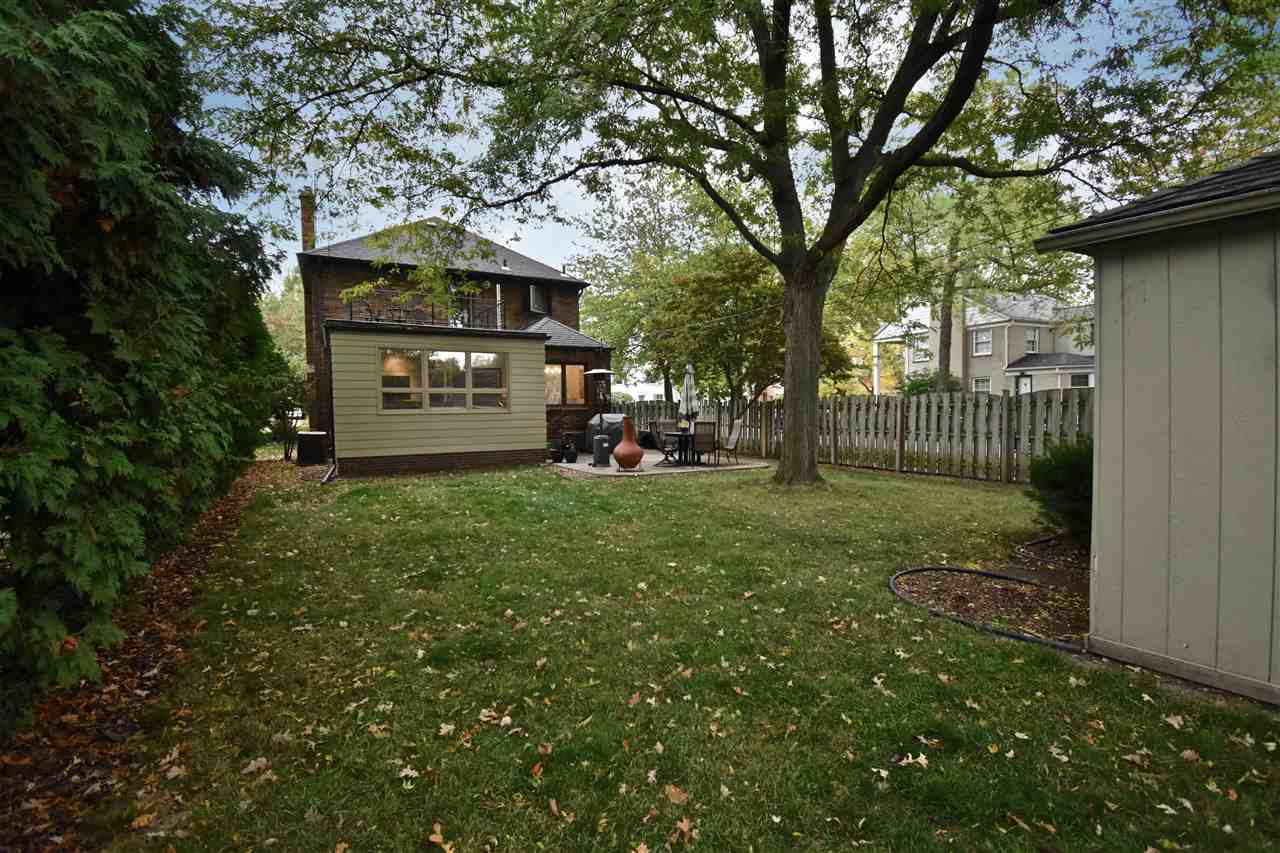 1771 Littlestone Road Grosse Pointe, MI 48236 - Photo 4 of 31 50026796-3.JPG