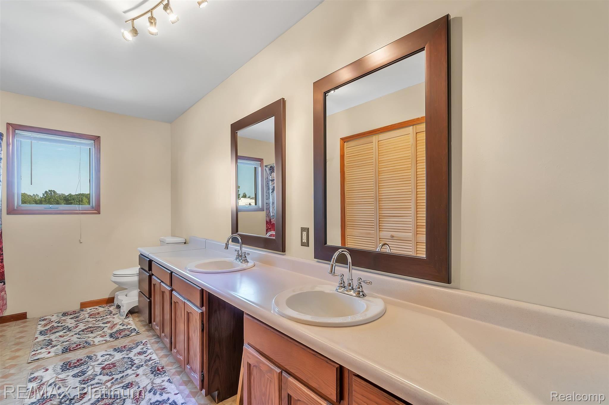 10251 Torrey Road Fenton, MI 48430 - Photo 24 of 39 24-10251 Torrey Rd-WindowStill-Real.jpg