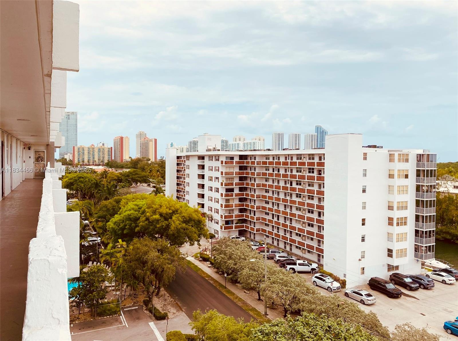 3545 Northeast 166th St Unit 805  