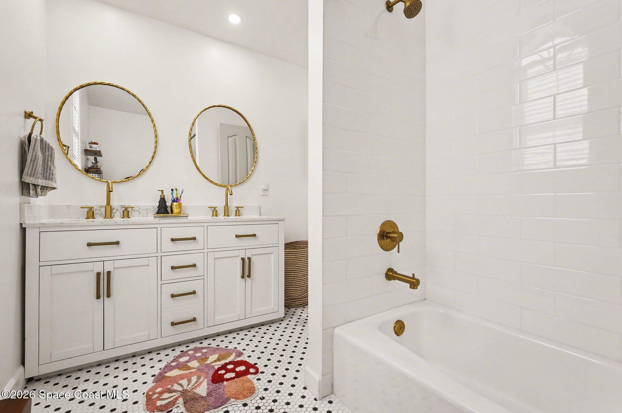 974 Citrus Avenue Northeast Palm Bay, FL 32905 - Photo 18 of 37 027_file_8418