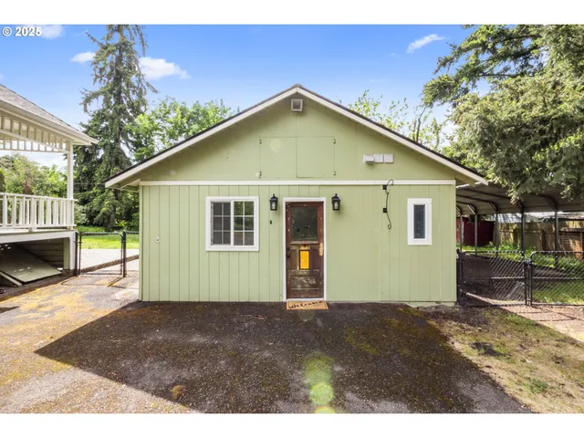 $655,000 | 1067 Oak Street, Silverton, OR 97381
