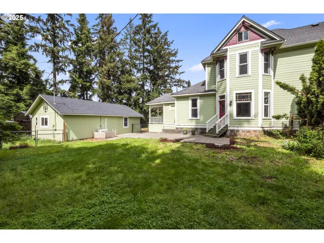 $655,000 | 1067 Oak Street, Silverton, OR 97381