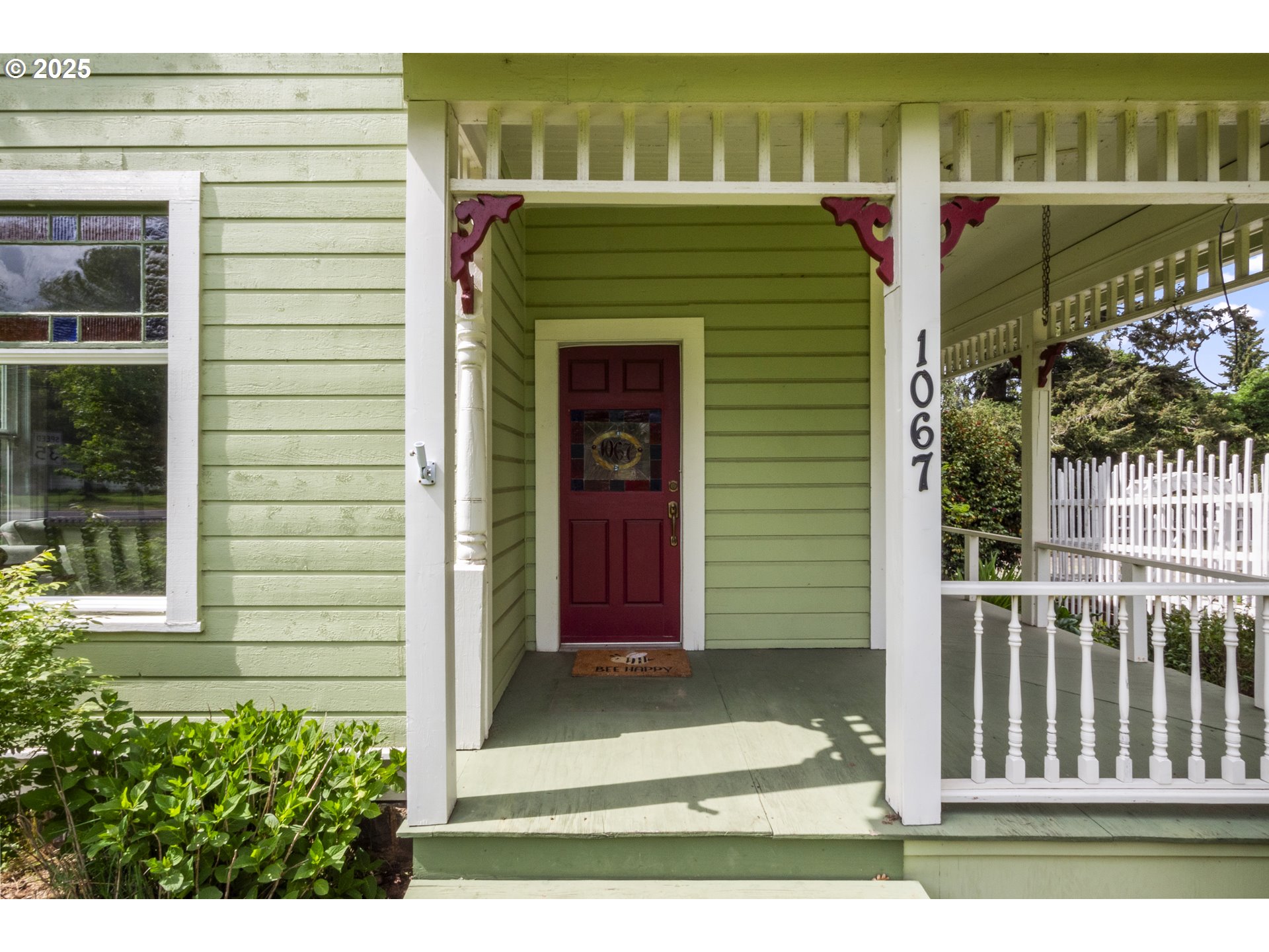 1067 Oak Street Silverton, OR 97381 - Photo 7 of 45 Garden