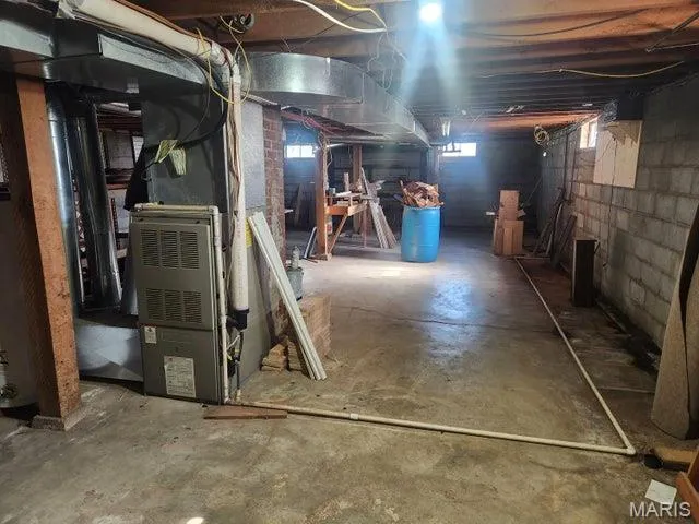 $299,900 | 1571 St Luke Road, Conway, MO 65632