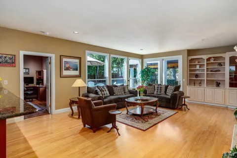 $2,400,000 | 934 Fairway Drive, Sonoma, CA 95476