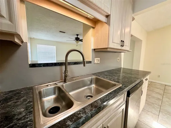 $2,800 | 9099 108th Avenue North, Seminole, FL 33777