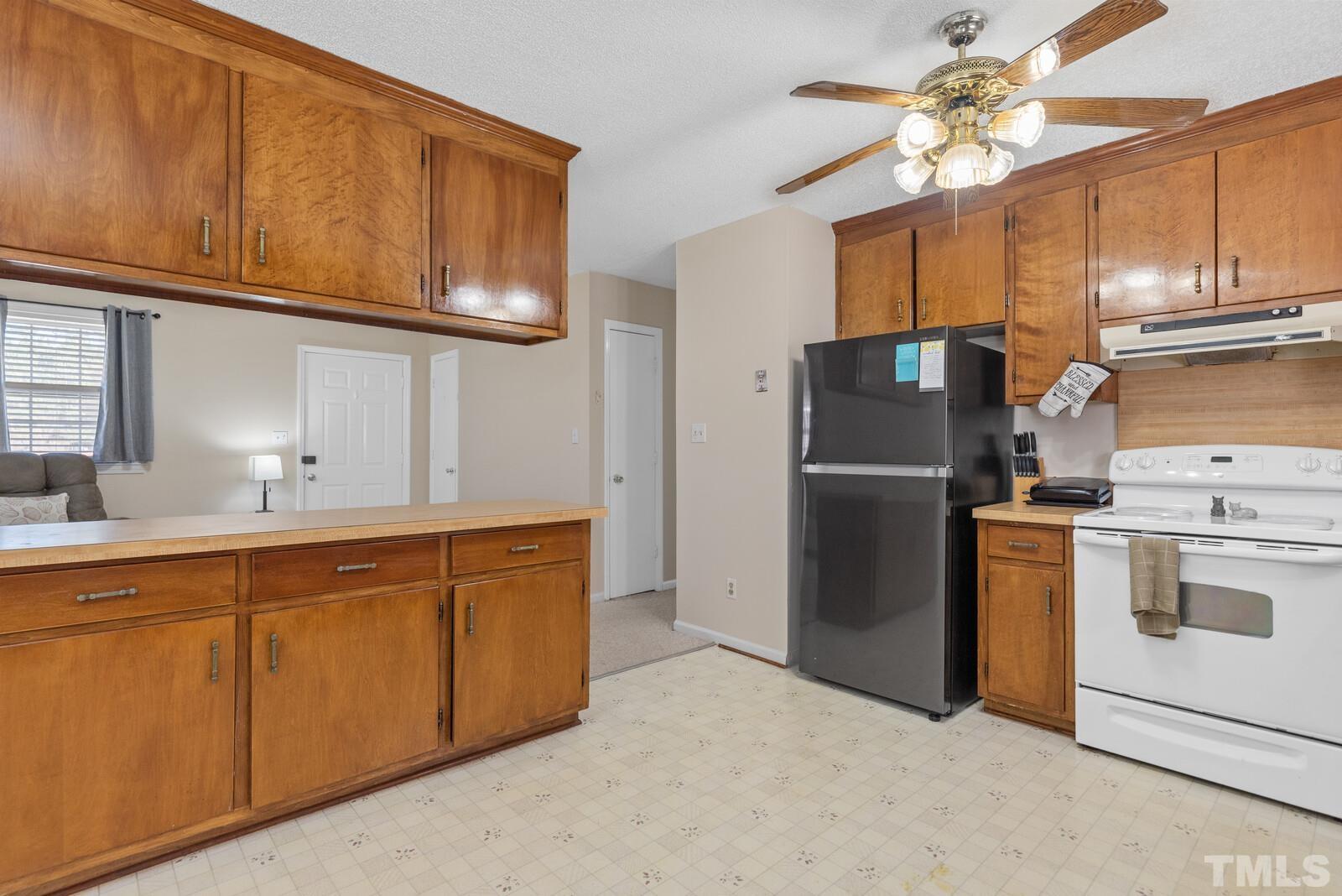 4524 Matthews Road Wilson, NC 27893 - Photo 5 of 27 Gallery Image 5