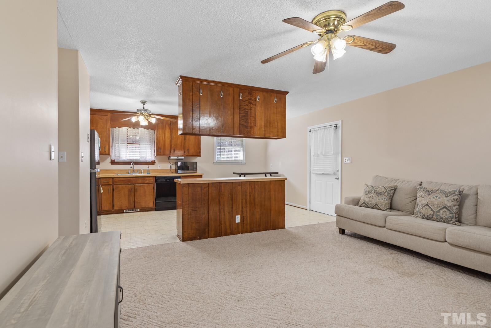 4524 Matthews Road Wilson, NC 27893 - Photo 9 of 27 Gallery Image 9