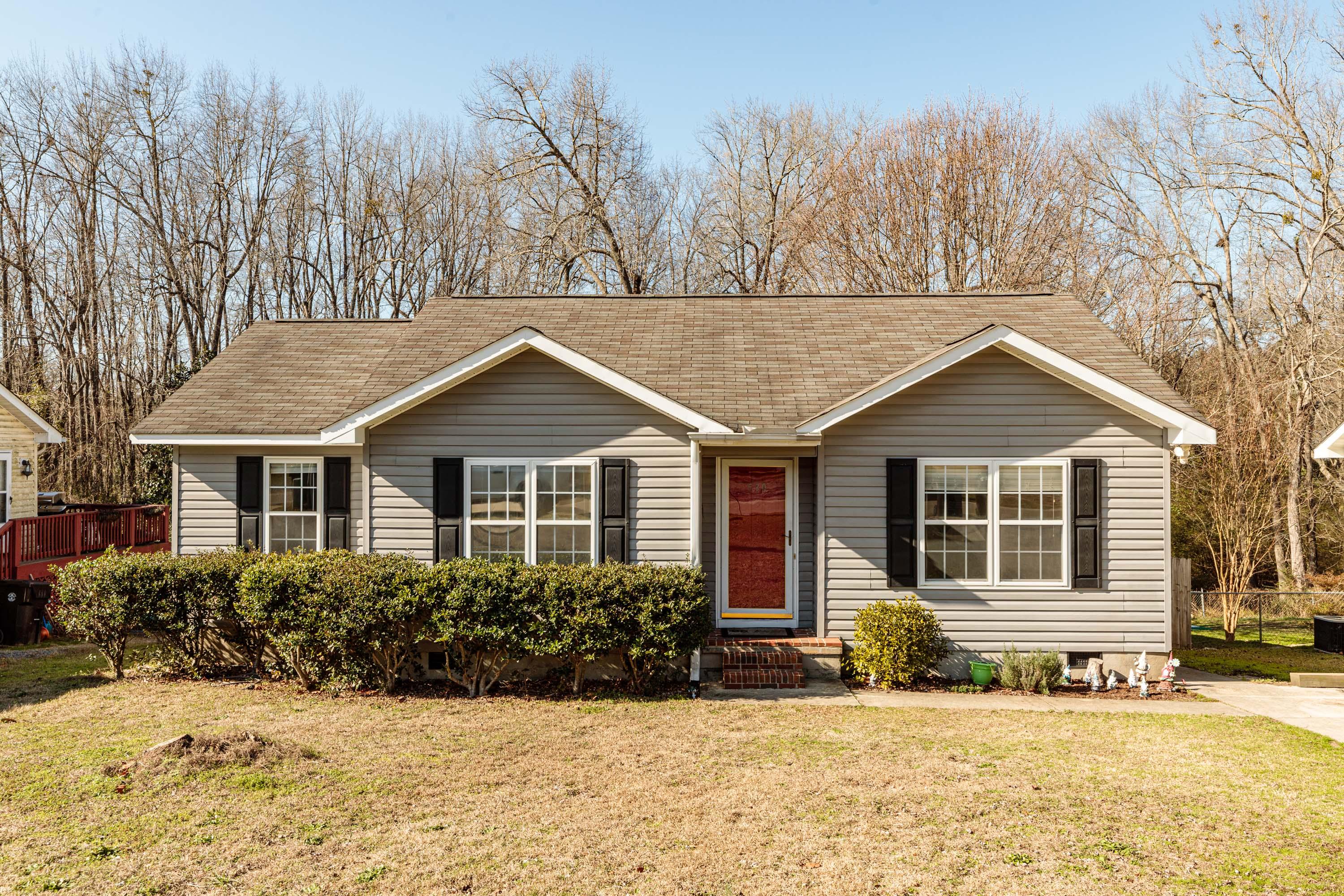530 West Chapin Road Aberdeen, NC 28315 - Photo 1 of 20 Front