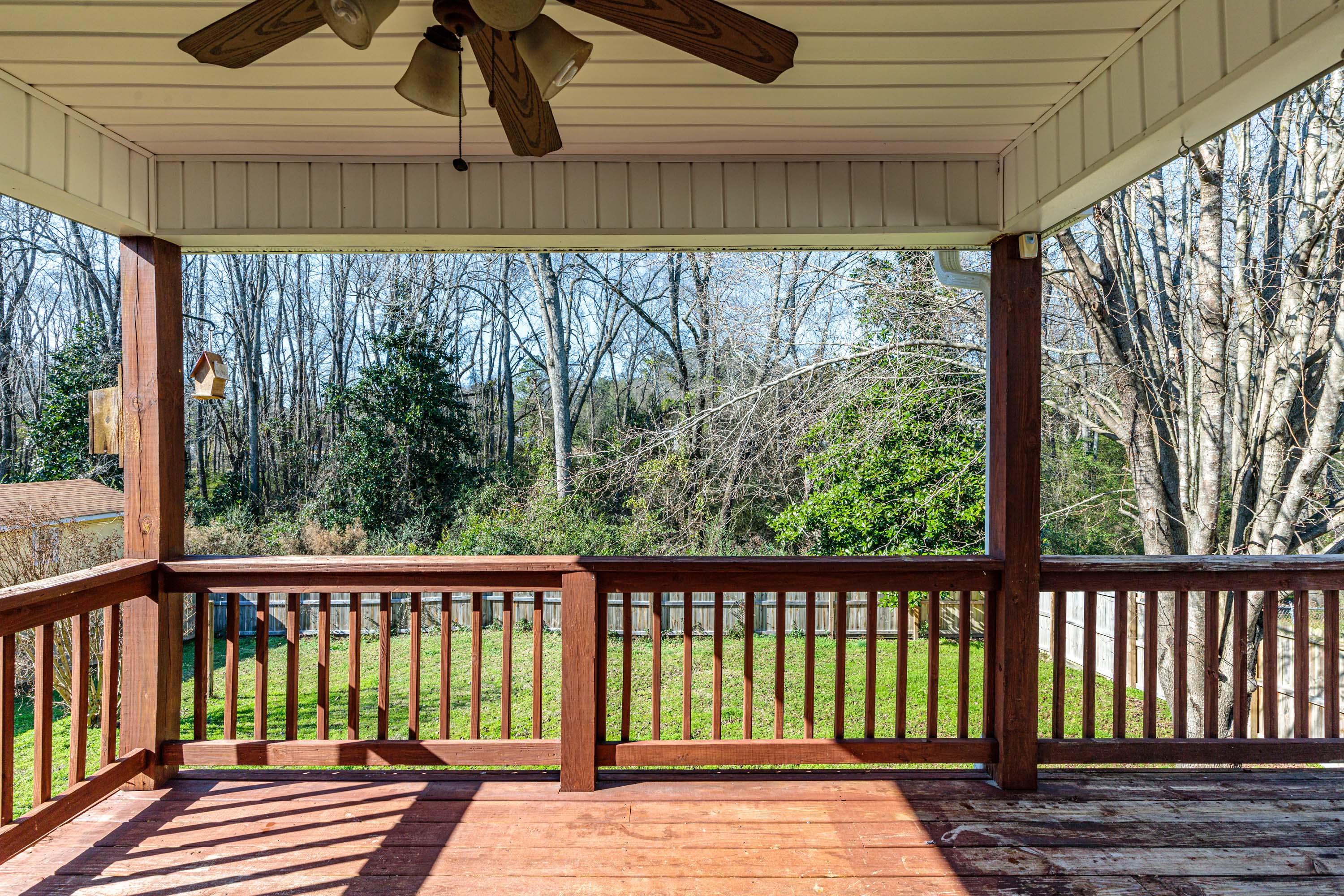 530 West Chapin Road Aberdeen, NC 28315 - Photo 15 of 20 Deck