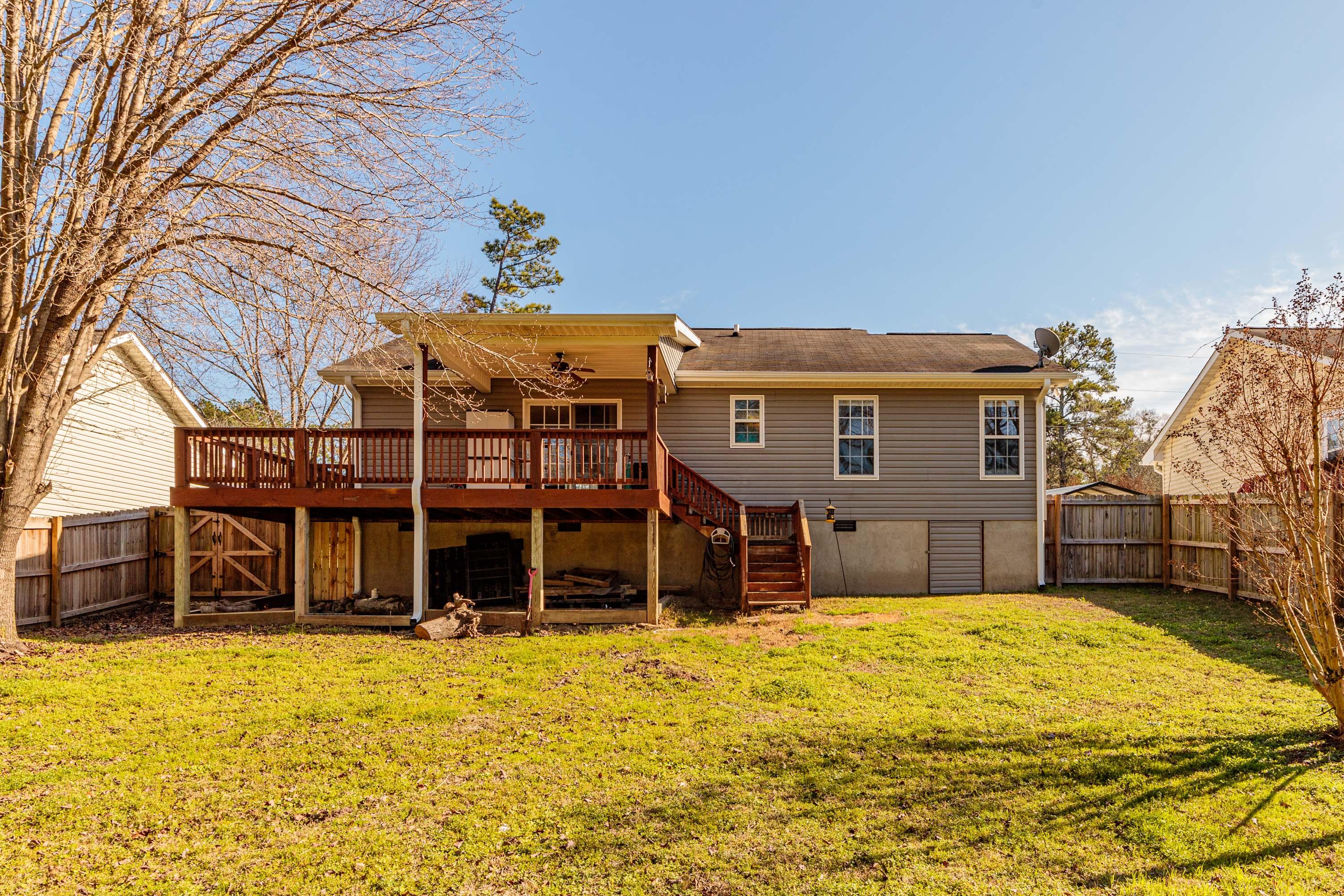530 West Chapin Road Aberdeen, NC 28315 - Photo 19 of 20 Fenced Backyard