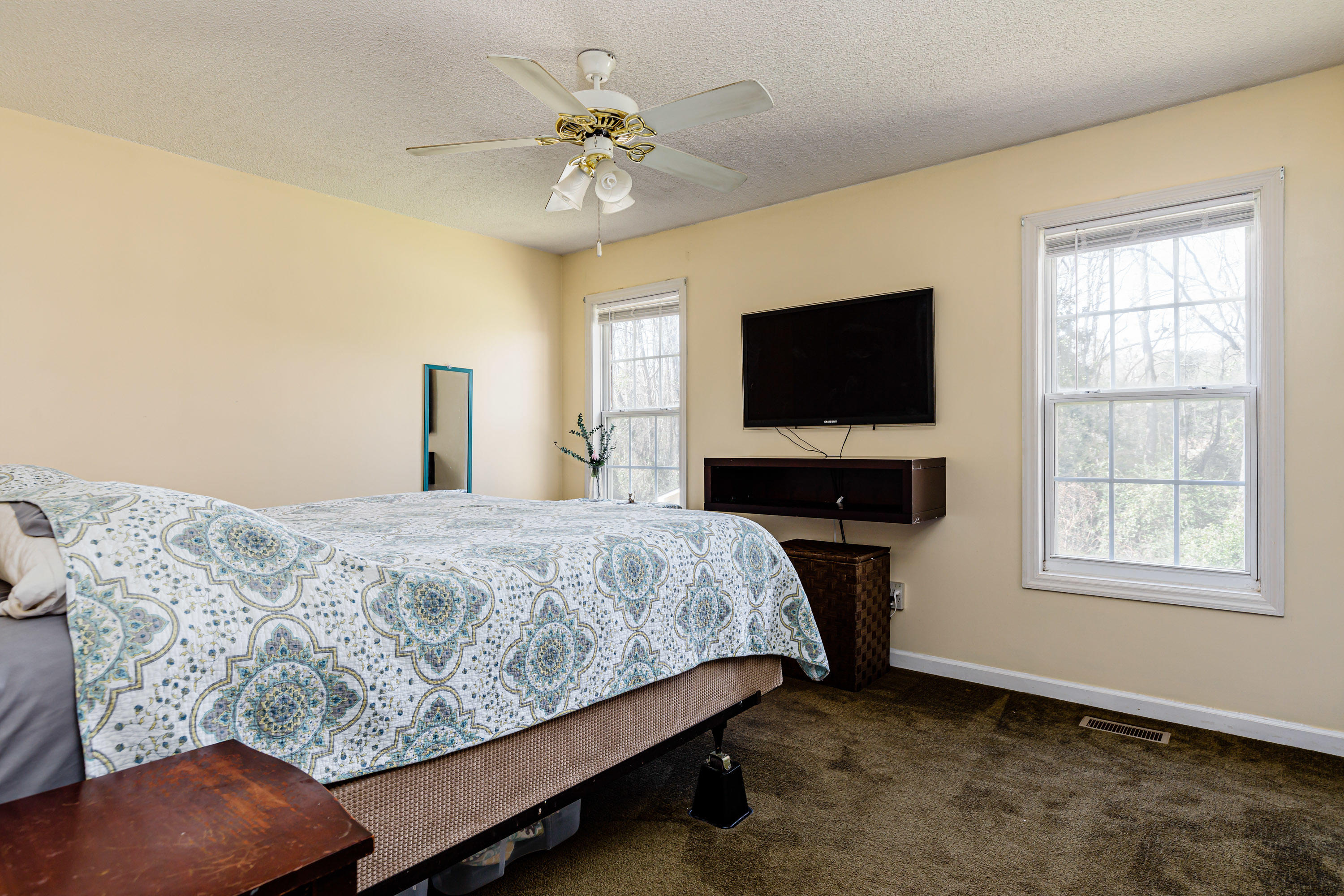 530 West Chapin Road Aberdeen, NC 28315 - Photo 9 of 20 Master Bedroom