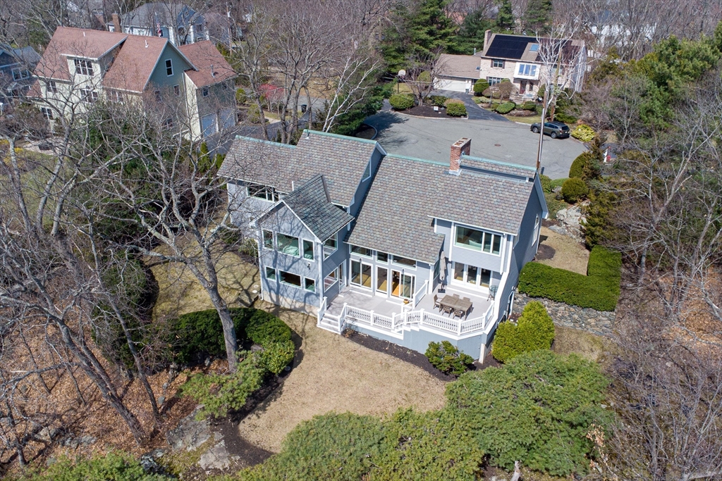 17 Wagon Wheel Road Winchester, MA 01890 - Photo 3 of 42 Gallery Image 3
