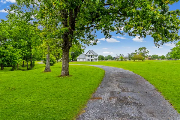 $545,000 | 1985 Eastridge Lane, Madisonville, TX 77864