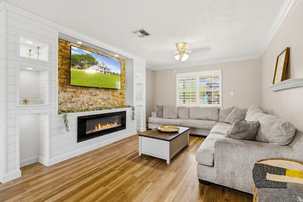 $545,000 | 1985 Eastridge Lane, Madisonville, TX 77864