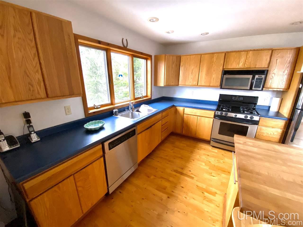 15827 Horizon Road Copper Harbor, MI 49918 - Photo 22 of 33 Gallery Image 22