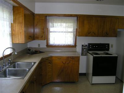 3227 Grace Road Kalamazoo, MI 49006 - Photo 7 of 11 Additional Photo