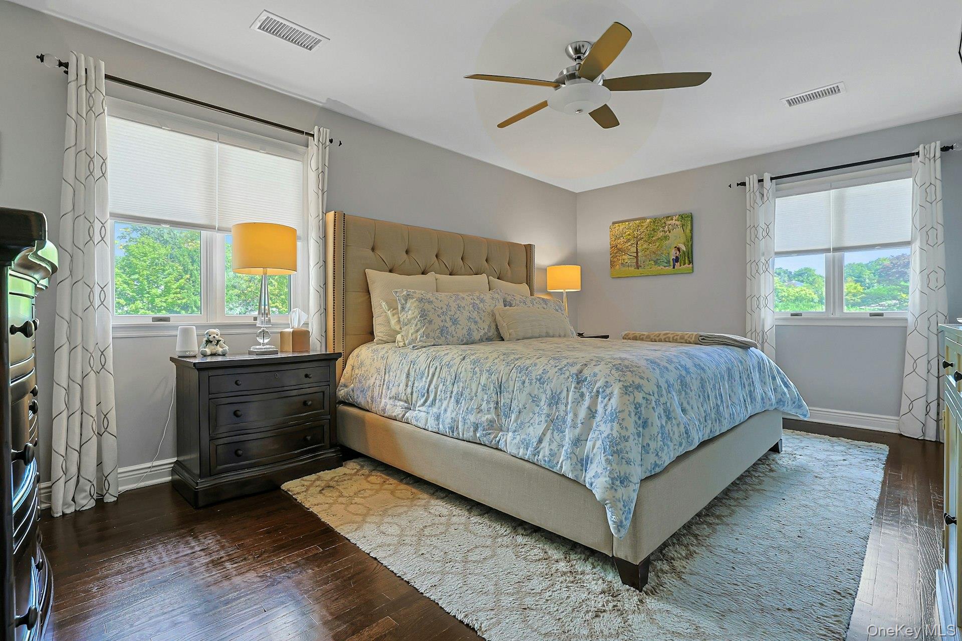 9 Stonegate Road Valhalla, NY 10595 - Photo 27 of 42 Spacious, sun-filled primary bedroom with abundant natural light and a peaceful, inviting atmosphere