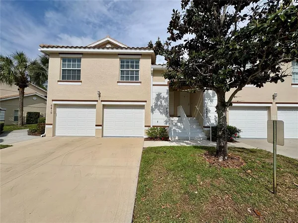 $2,100 | 6421 Bay Cedar Lane, Bradenton, FL 34203